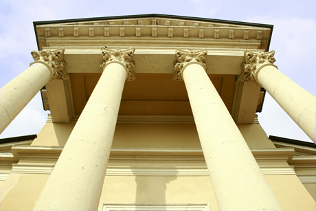Kirche von Bardolino Gardasee Italien foto