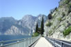 Passeggiata Lungo Il Lago Di Garda